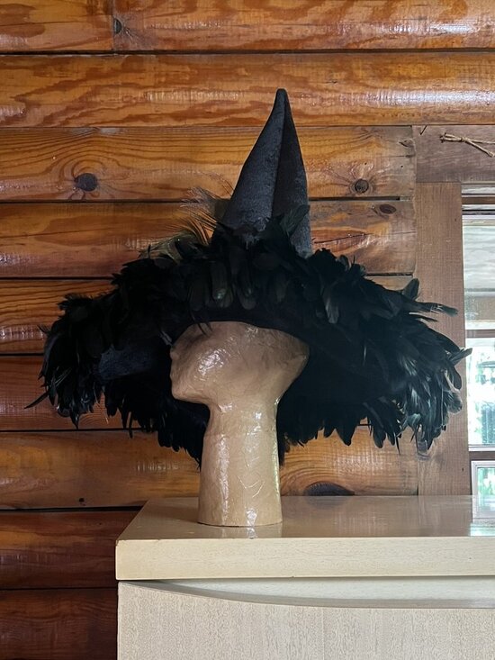 One-of-a-Kind Handmade Felt Witch\'s Hat with Nest of Feathers & Raven/Crow main image 9